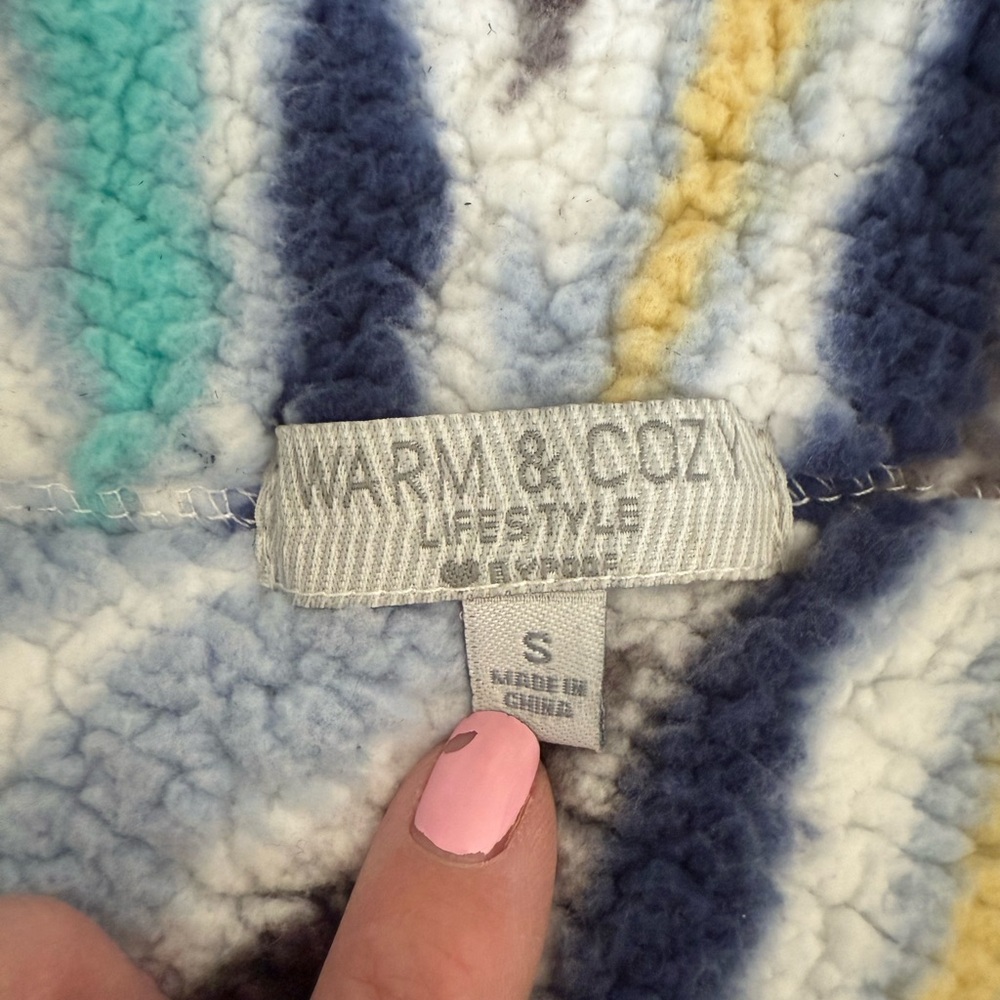 Cozy Multicolor Patterned Women's Jacket - image 5